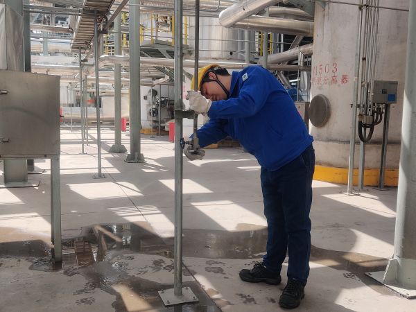 3.30，制氣車間氣化崗位曹哲主動發(fā)現(xiàn)處理儀表漏點隱患.jpg