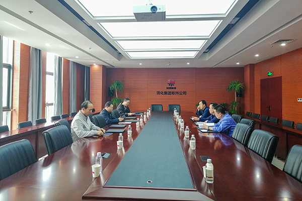 4月20日，陜西省生態(tài)環(huán)境廳調(diào)研督導(dǎo)組在彬州公司三樓行政會議室開展調(diào)研會，彬州公司生產(chǎn)部部長、彬州公司副總經(jīng)理張安平迎檢.jpg