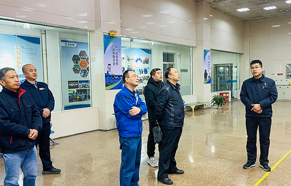 2024年3月6日，中國(guó)氮肥工業(yè)協(xié)會(huì)總工程師曹占高一行來(lái)公司座談交流3.jpg