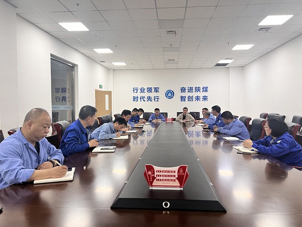 4月28日，制氣車間召開專題會(huì)議.jpg
